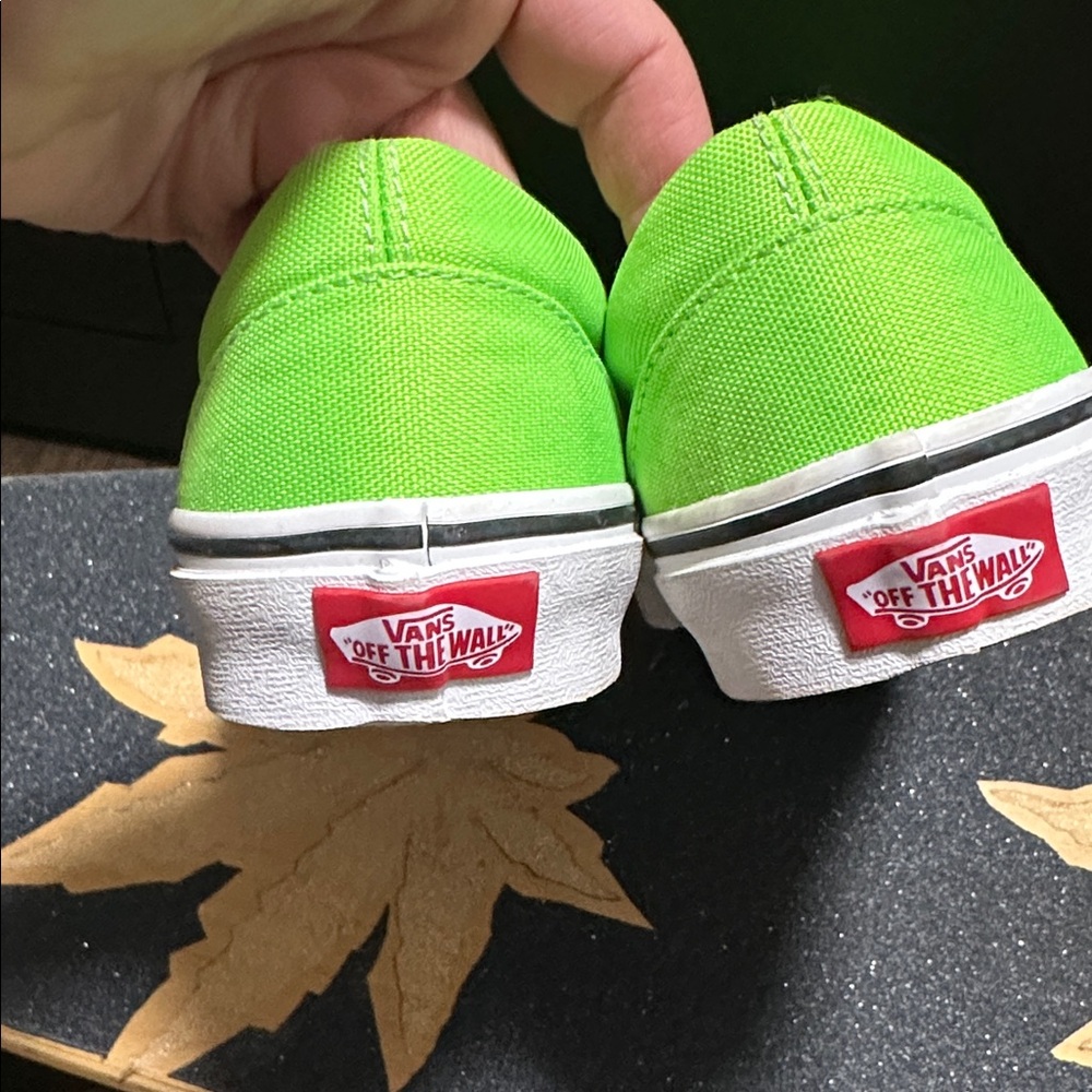 Vans Neon Gecko Green Slip-On Canvas Sneakers W 7.0 M 5.5 - Picture 6 of 16